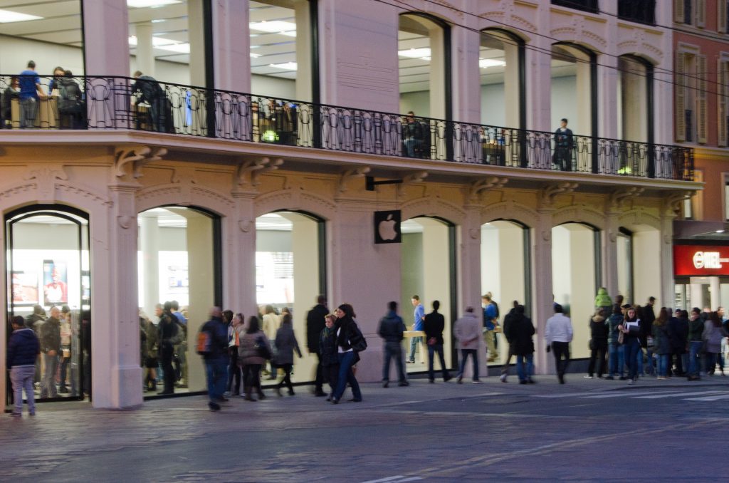 The real estate complex on Via Rizzoli, in the historic heart of Bologna, sold to UBS