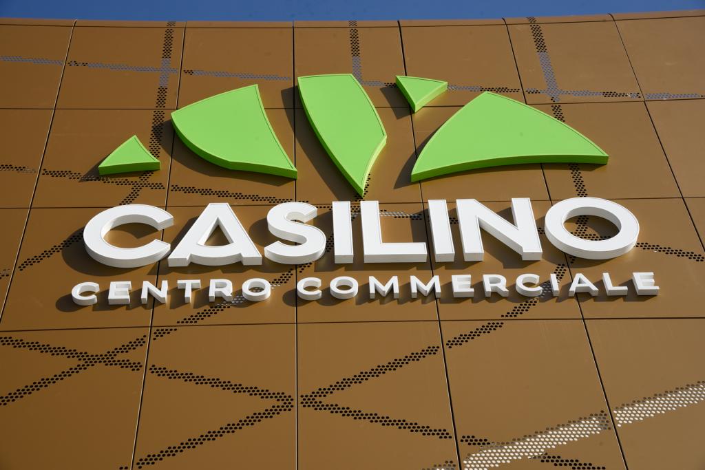 Opening of the restyled Centro Casilino shopping center in Rome